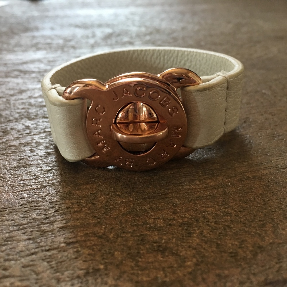 Marc by Marc Jacobs Large Turn Lock Bracelet